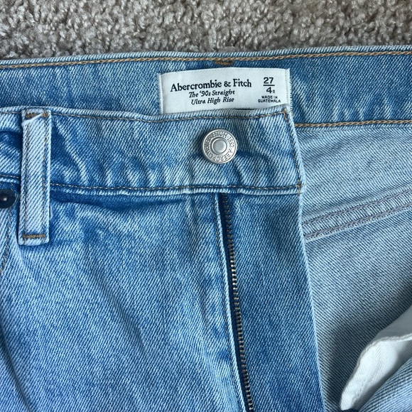 Abercrombie & Fitch 90s Ultra High Rise Straight Jean - Picture 8 of 10